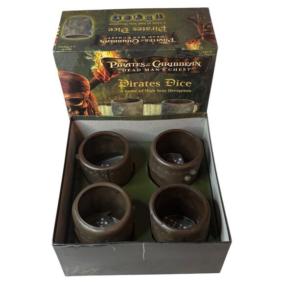 Disney Pirates Of The Caribbean "Pirate's Dice" Game Dead Man’s Chest 100% - Picture 12 of 16